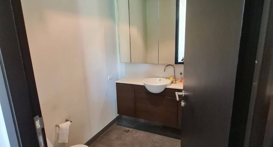 For sale 3 bedrooms condo in Yan Nawa, Bangkok