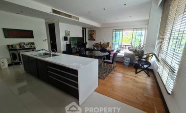 For sale 3 bedrooms condo in Yan Nawa, Bangkok