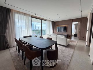 For rent 3 bedrooms condo in Na Jomtien, Pattaya