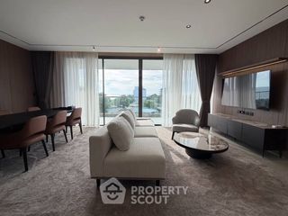For rent 3 bedrooms condo in Na Jomtien, Pattaya