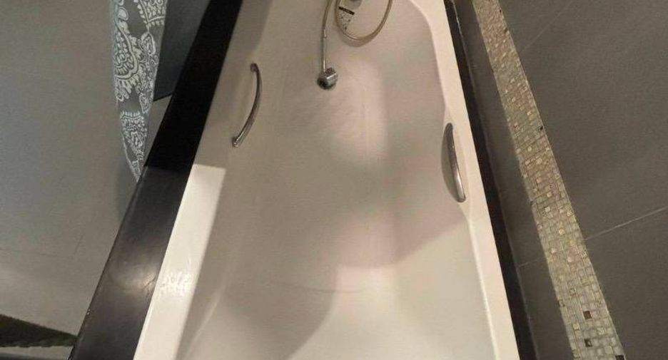 À louer 1 chambre condo à Khlong Toei, Bangkok