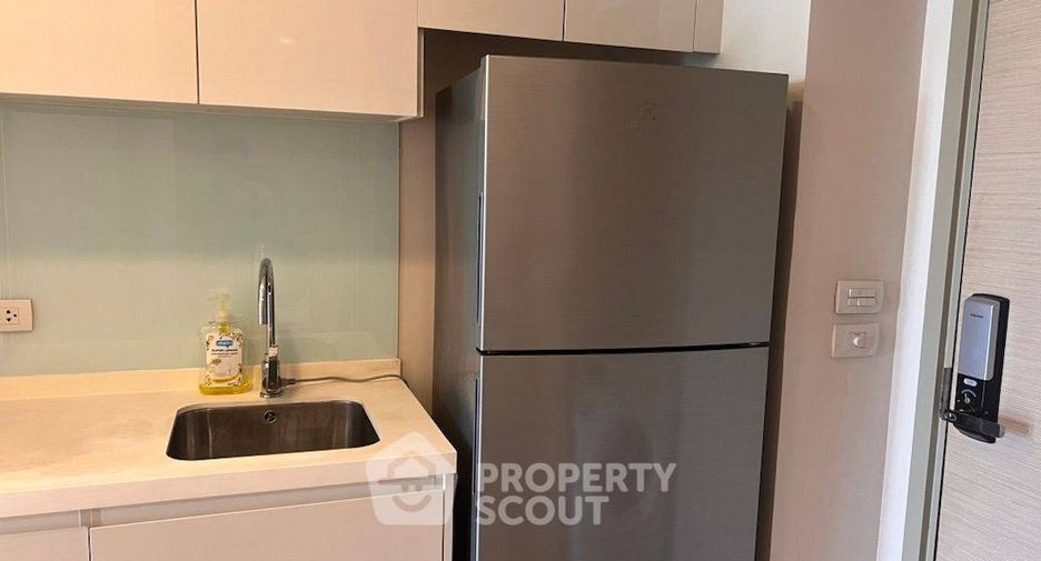 À louer et à vendre 1 chambre condo à Khlong Toei, Bangkok