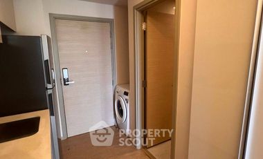 À louer et à vendre 1 chambre condo à Khlong Toei, Bangkok