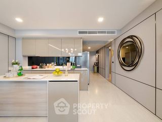À vendre 3 chambres condo à Watthana, Bangkok