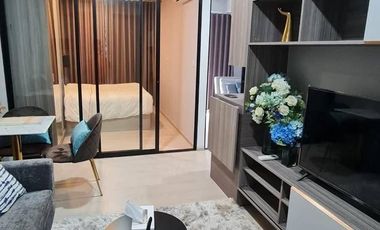 À louer et à vendre 1 chambre condo à Chatuchak, Bangkok