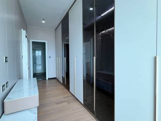 Condo en venta de 4 habitaciones en Watthana, Bangkok