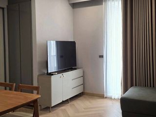 À louer et à vendre 1 chambre condo à Bang Rak, Bangkok