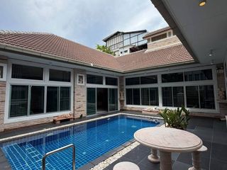 Villa en venta de 4 habitaciones en Bang Lamung, Chonburi