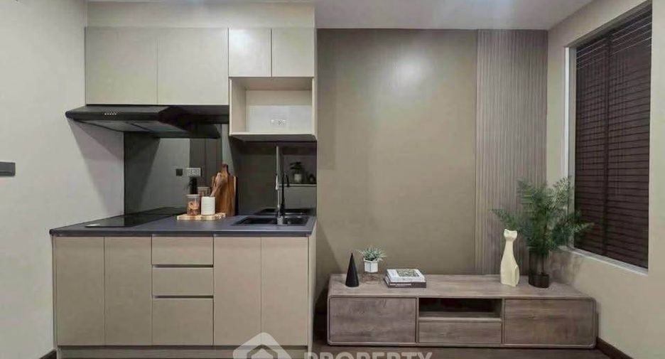 For sale 1 bed condo in Watthana, Bangkok