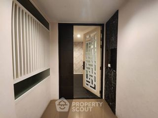 À vendre 2 chambres condo à Watthana, Bangkok