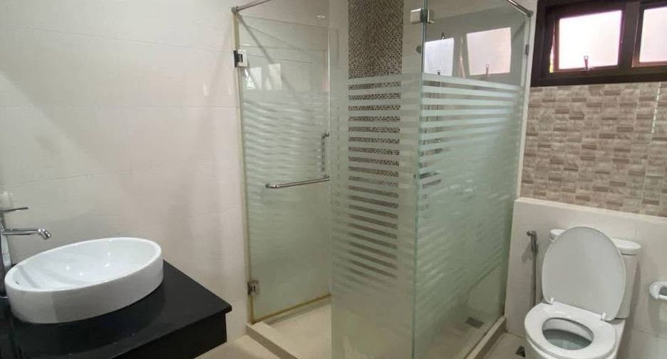 出售 3 卧室 独立屋 在 Huai Yai, 芭提雅