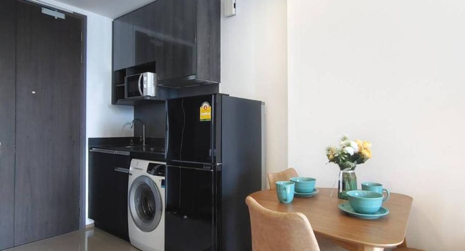 À vendre 1 chambre condo à Bang Rak, Bangkok