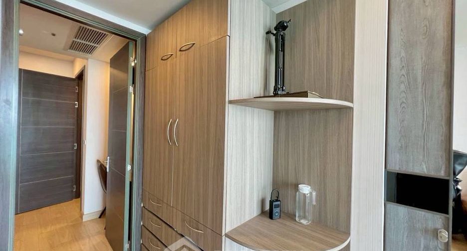 Продажа 2 спальни кондо в Йомтиен, Паттайя