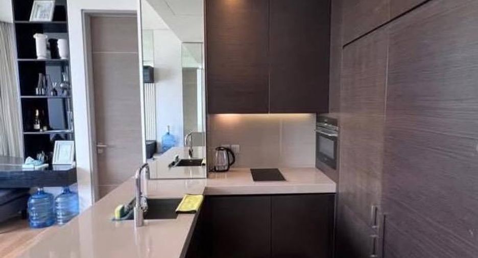 For rent and for sale 1 bed condo in Sathon, Bangkok