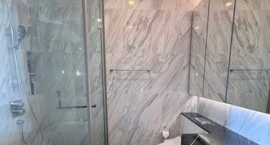 For rent and for sale 1 bed condo in Sathon, Bangkok
