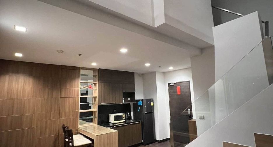 Продажа 1 кровать кондо в Ратчатхещи, Бангкок