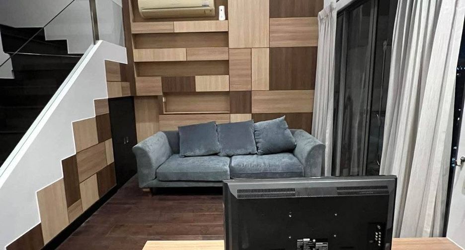 Продажа 1 кровать кондо в Ратчатхещи, Бангкок
