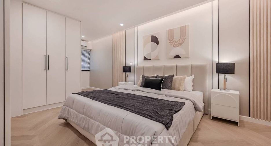 À vendre 3 chambres condo à Watthana, Bangkok