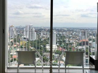 À vendre 2 chambres condo à Watthana, Bangkok