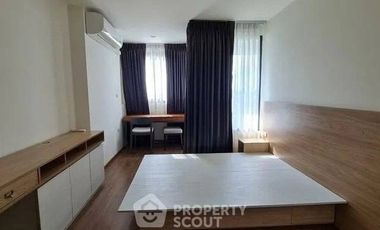 For sale 2 bedrooms condo in Yan Nawa, Bangkok