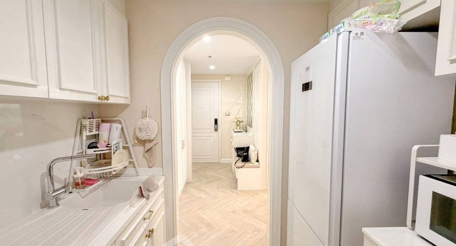 Condo en venta de 2 habitaciones en Yan Nawa, Bangkok