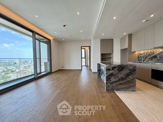 For sale 2 ベッドルーム condo in Phaya Thai, Bangkok