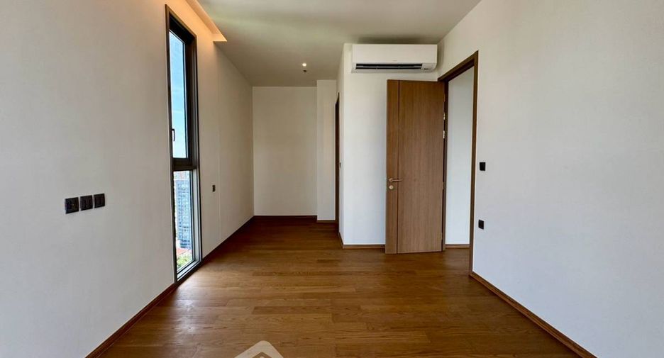 For sale 2 ベッドルーム condo in Phaya Thai, Bangkok