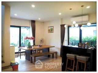 出售 4 卧室 独立屋 在 Thawi Watthana, 曼谷