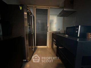 For sale 2 ベッドルーム condo in Phaya Thai, Bangkok