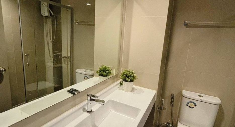 For sale 1 bed condo in Phra Khanong, Bangkok