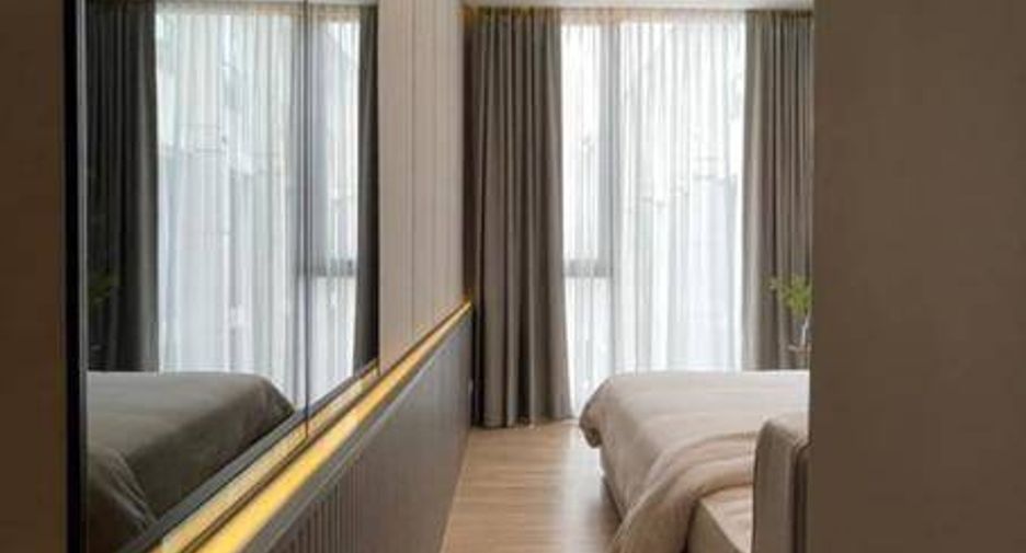 For sale 3 ベッドルーム condo in Phaya Thai, Bangkok