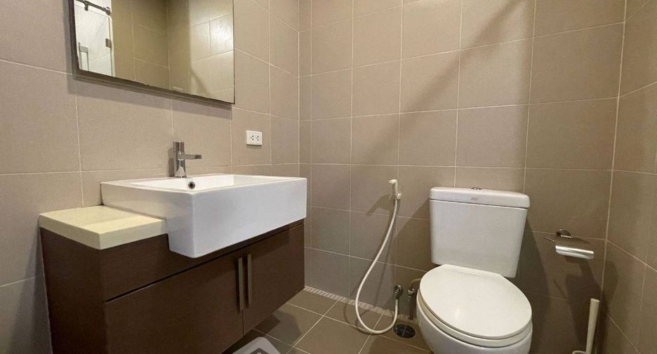 For sale 1 bed condo in Khlong San, Bangkok