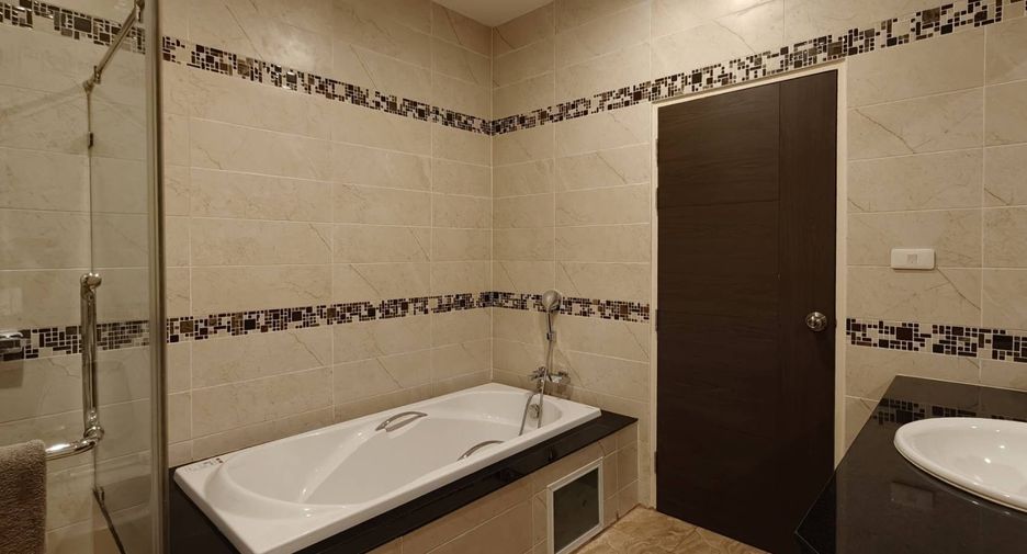Condo en venta de 2 habitaciones en Mueang Chiang Mai, Chiang Mai