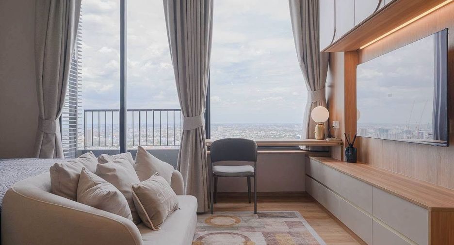 For rent 1 bed condo in Watthana, Bangkok