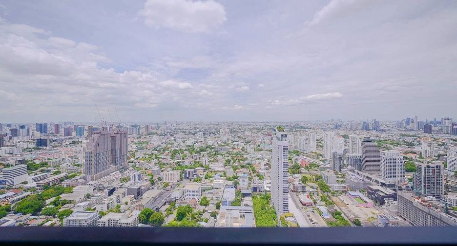 For rent 1 bed condo in Watthana, Bangkok