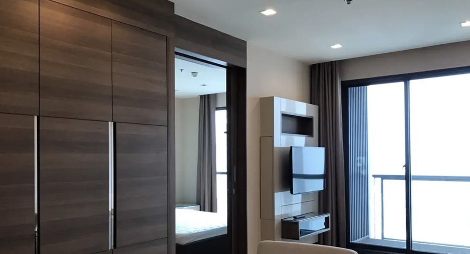 À louer 1 chambre condo à Sathon, Bangkok