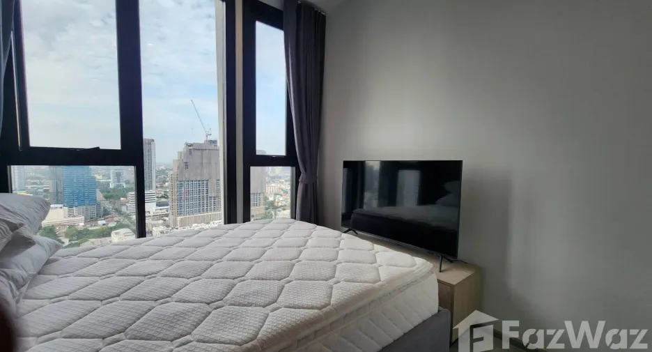 For rent 2 bedrooms condo in Watthana, Bangkok
