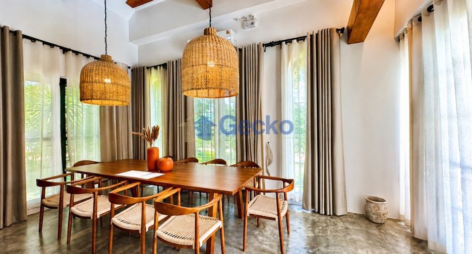 À louer 4 chambres maison à Bang Lamung, Chonburi