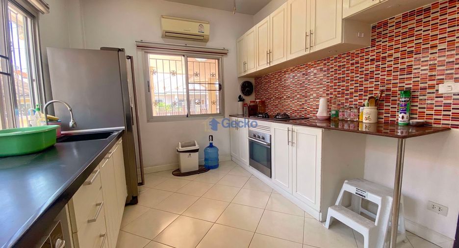 For sale 3 bedrooms house in Bang Lamung, Chonburi