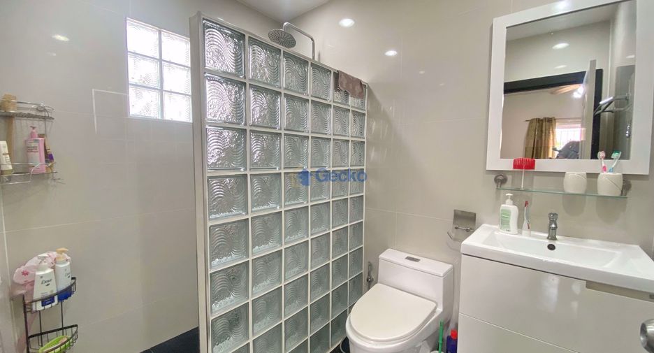 For sale 3 bedrooms house in Bang Lamung, Chonburi