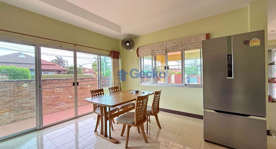 Casa en alquiler de 2 habitaciones en Bang Lamung, Chonburi