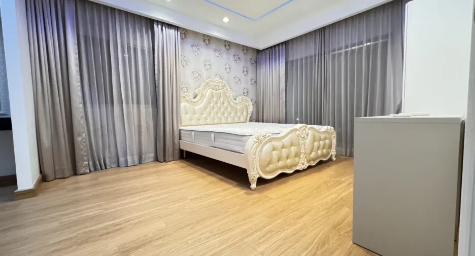 出租 3 卧室 独立屋 在 Suan Luang, 曼谷