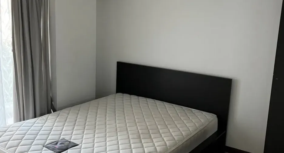 À vendre 2 chambres condo à Khlong Toei, Bangkok