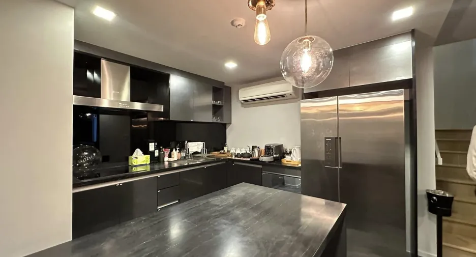 For rent 3 bedrooms condo in Watthana, Bangkok