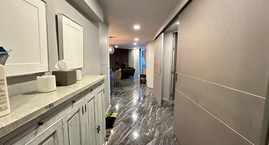 For rent 3 bedrooms condo in Watthana, Bangkok