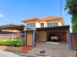 Casa en venta de 4 habitaciones en Mueang Samut Prakan, Samut Prakan