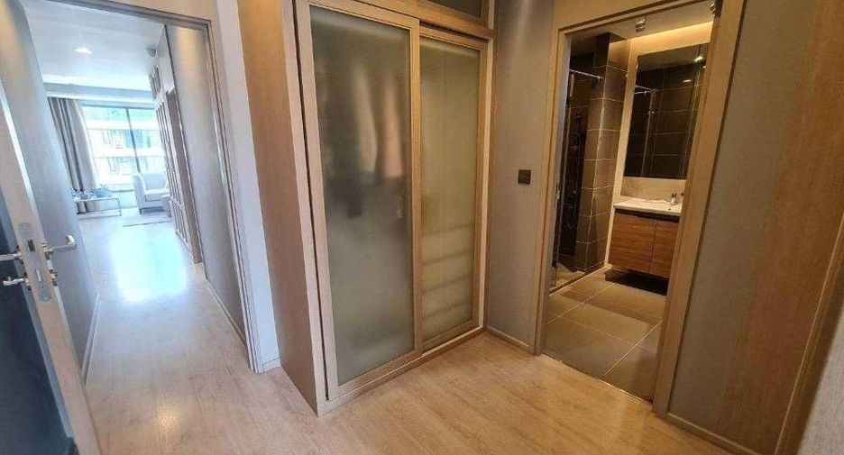 Condo en alquiler de 3 habitaciones en Watthana, Bangkok