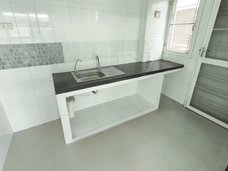 Reihenhaus zum Kauf mit 3 Zimmer in Thung Khru, Bangkok