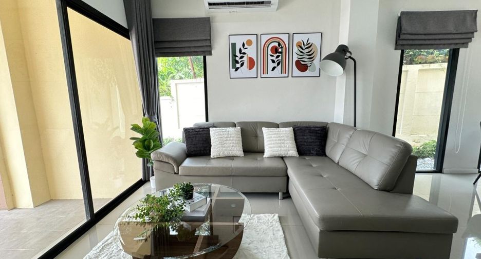 For sale 4 ベッドルーム townhouse in Bang Lamung, Chonburi