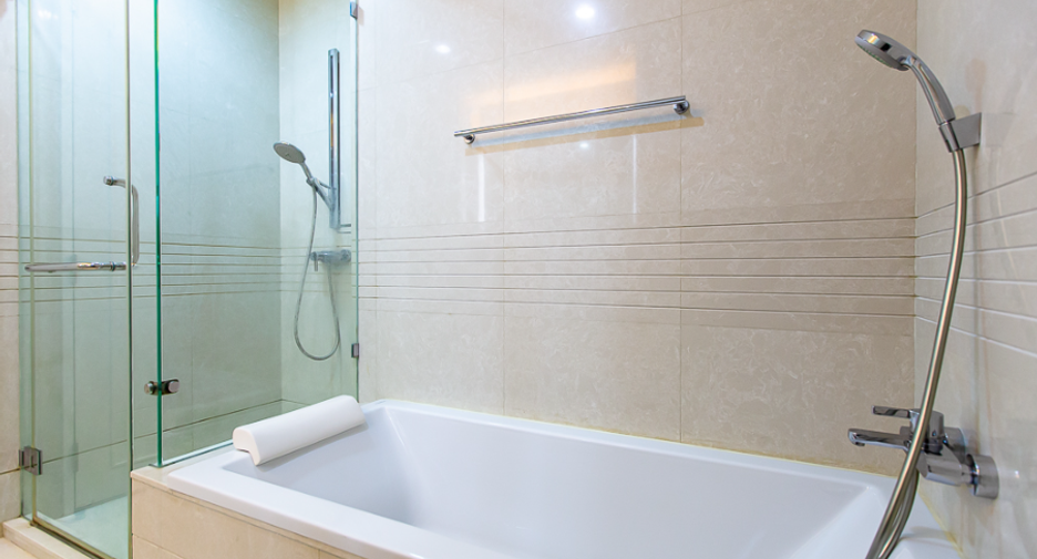 À vendre 2 chambres condo à Pathum Wan, Bangkok